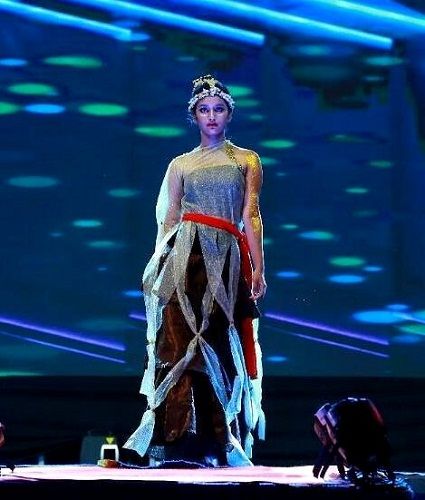 Priya Prakash Varrier ramp walk