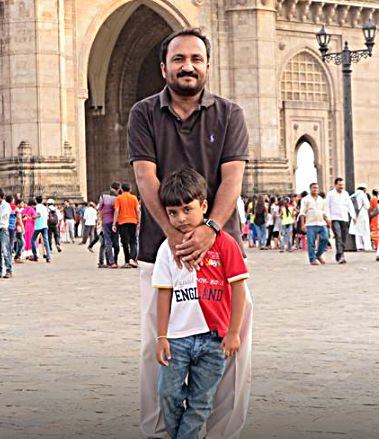 Anand Kumar with his son