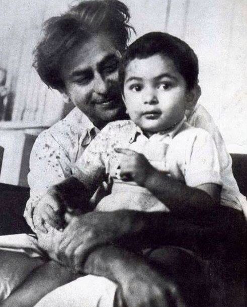 Raj Kapoor and Baby Rishi Kapoor