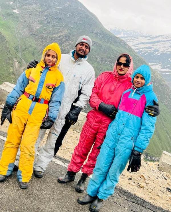 Manoj Sonkar during a trip with his family