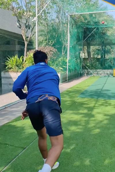 Nitesh Kumar bowling in the cricket nets during his free time