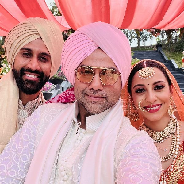 A picture of Nikita Chaudhary (right) and Rubhabh Shah (left), along with Abhay Deol (centre), from their wedding